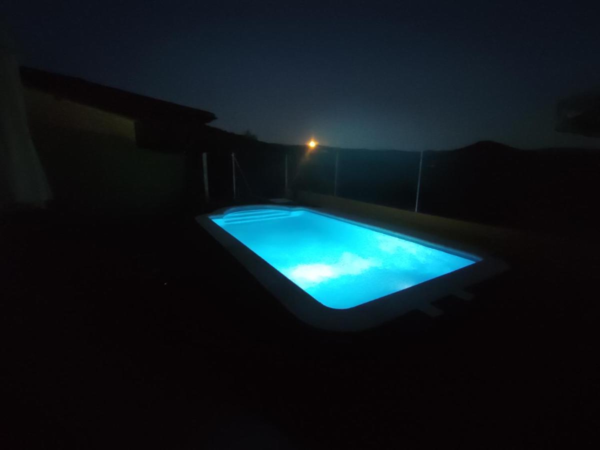 Casa Rural Los Olivos Sotoserrano エクステリア 写真